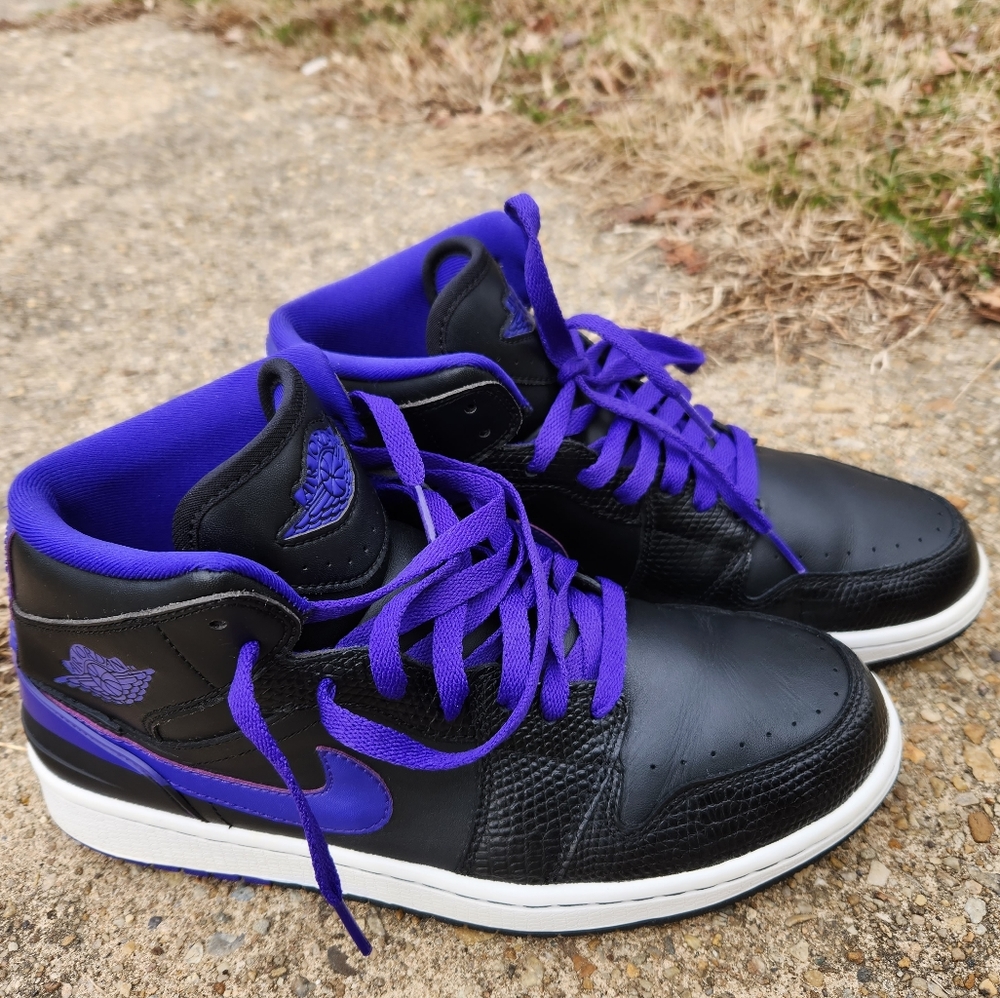 Men's jordans 1